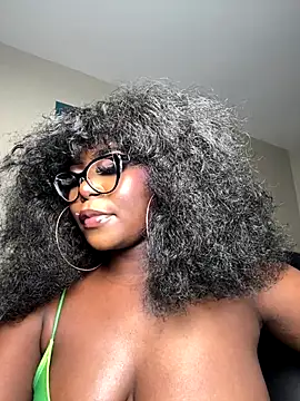 WomanNextdoor1 online show from 11/29/25, 01:22