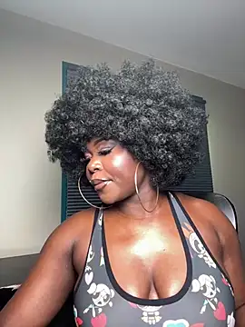WomanNextdoor1 online show from 06/20/26, 11:37