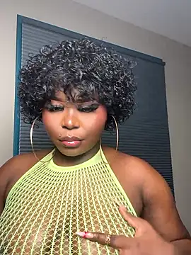 WomanNextdoor1 online show from 01/14/26, 07:34