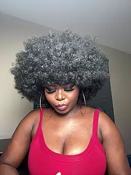 WomanNextdoor1 online show from 02/07/26, 10:51