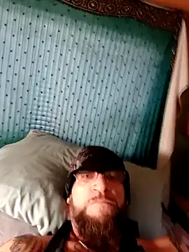 ShawnandDani7074 online show from 11/04/25, 08:23