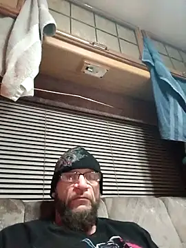 ShawnandDani7074 online show from 11/04/25, 02:15