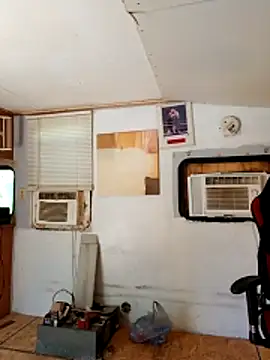 ShawnandDani7074 online show from 04/20/26, 04:08
