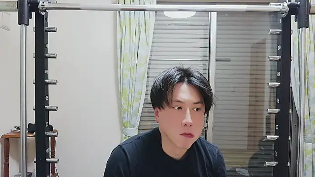 oyu kun online show from 02/13/26, 10:26