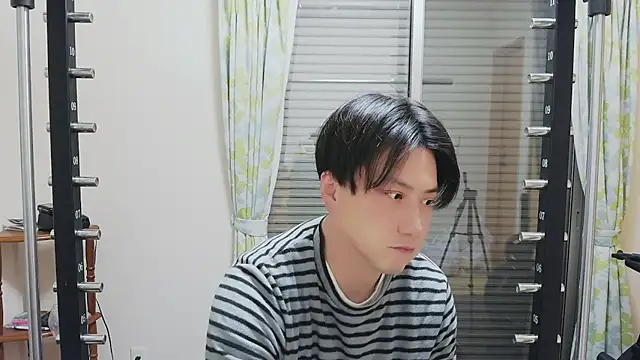 oyu kun online show from 02/16/26, 12:48