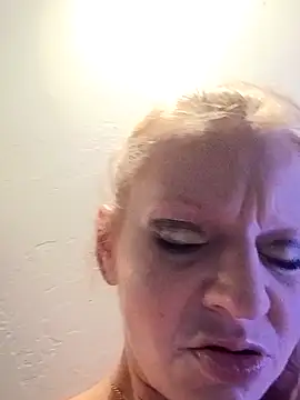 IrishGoddess69247 online show from 01/18/26, 06:00