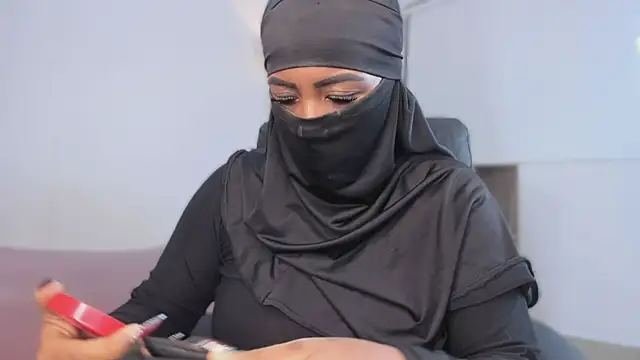 yasmin elite online show from 11/19/25, 09:42