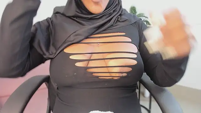 yasmin elite online show from 12/22/25, 11:10