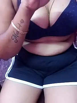 Snapshot of Tamil_Amul chatting on 09/11/25, 01:16 Tamil Amul online show from 09/11/25, 01:16