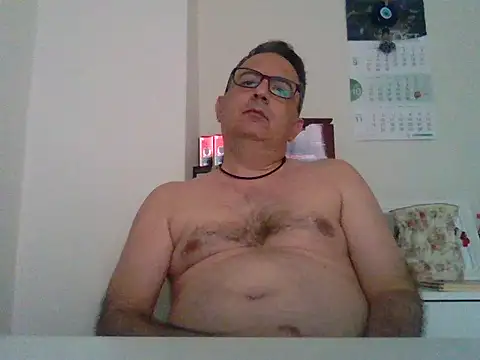 Snapshot of CELIK3577 chatting on 10/16/25, 05:38 CELIK3577 online show from 10/16/25, 05:38