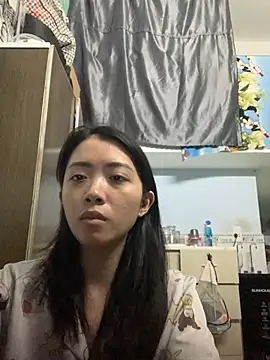 Snapshot of Minee1202 chatting on 01/16/26, 12:47 Minee1202 online show from 01/16/26, 12:47