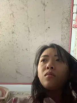 Snapshot of Minee1202 chatting on 12/22/25, 05:13 Minee1202 online show from 12/22/25, 05:13