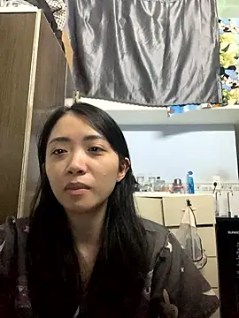 Snapshot of Minee1202 chatting on 01/14/26, 12:58 Minee1202 online show from 01/14/26, 12:58