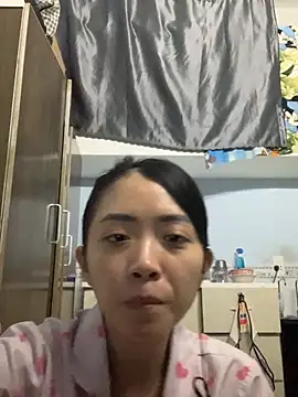 Snapshot of Minee1202 chatting on 01/18/26, 02:26 Minee1202 online show from 01/18/26, 02:26