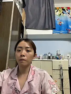 Minee1202 online show from 05/05/26, 02:25