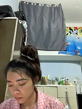Minee1202 online show from 06/10/26, 01:07