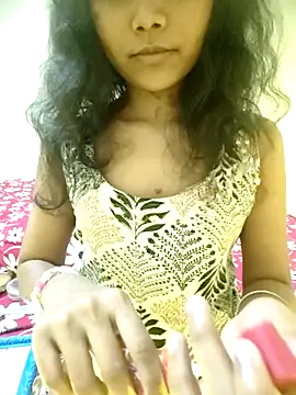 Snapshot of Snaya-baby chatting on 10/09/25, 03:56 Snaya-baby online show from 10/09/25, 03:56