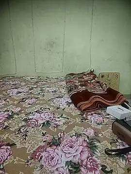 Snaya-baby online show from 11/18/25, 01:03