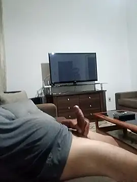 vouserseudono online show from 04/05/26, 11:00