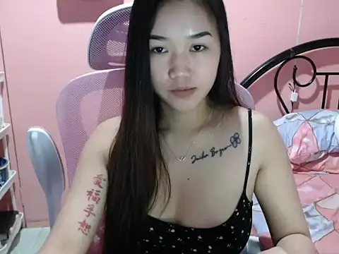 Snapshot of Wynxx chatting on 10/10/25, 06:03 Wynxx online show from 10/10/25, 06:03