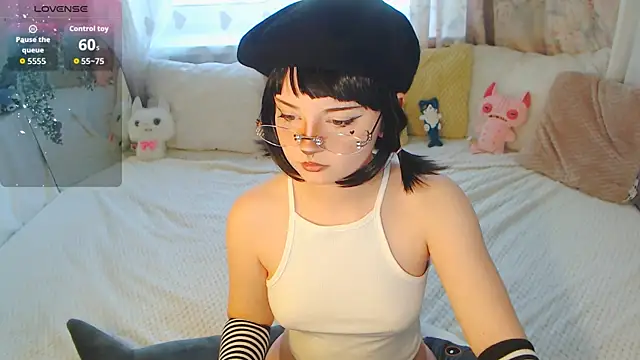 sweet mika18 online show from 07/18/26, 10:35