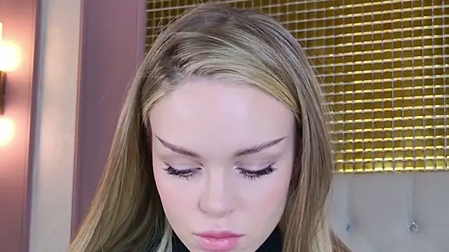 MarilynNova online show from 03/29/26, 05:53