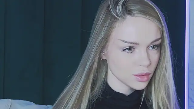 MarilynNova online show from 04/07/26, 04:58