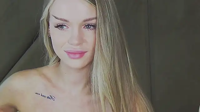 MarilynNova online show from 04/10/26, 05:58