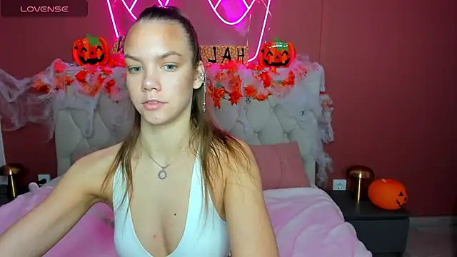 Vickie Smith online show from 10/25/25, 01:38