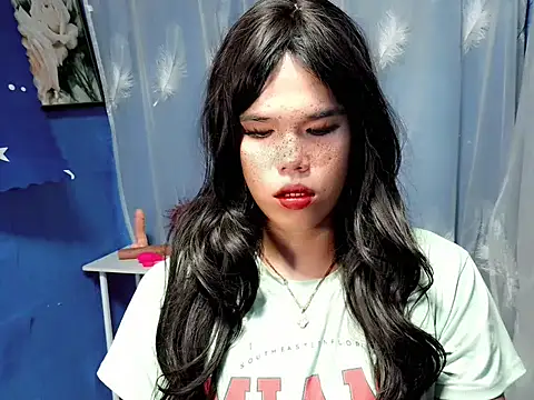 Snapshot of Anggeh_Slut chatting on 10/01/25, 06:07 Anggeh Slut online show from 10/01/25, 06:07