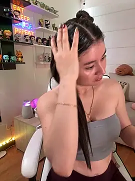 Sharon 07 online show from 11/30/25, 06:09