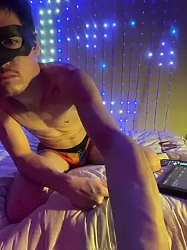 Snapshot of SalemStratton chatting on 10/27/25, 02:56 SalemStratton online show from 10/27/25, 02:56