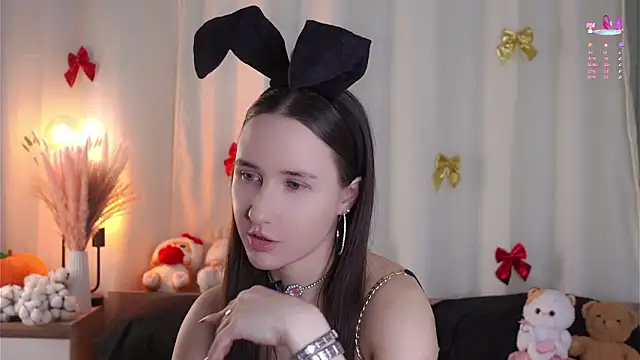 Snapshot of MaudAle chatting on 02/10/26, 01:15 MaudAle online show from 02/10/26, 01:15