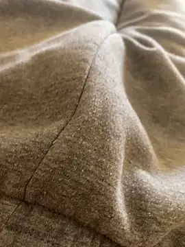 Snapshot of MuzzyFacing chatting on 03/24/26, 11:43 MuzzyFacing online show from 03/24/26, 11:43