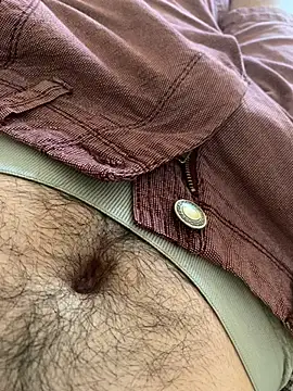 Snapshot of MuzzyFacing chatting on 09/09/25, 09:08 MuzzyFacing online show from 09/09/25, 09:08