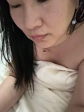 Liqinqin online show from 09/25/25, 12:22
