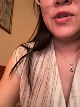 Liqinqin online show from 10/05/25, 09:00