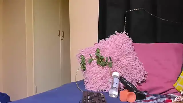 AmazingDarkDoll online show from 03/23/26, 10:09