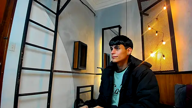 Snapshot of Dani_mc1 chatting on 12/02/25, 11:34 Dani mc1 online show from 12/02/25, 11:34