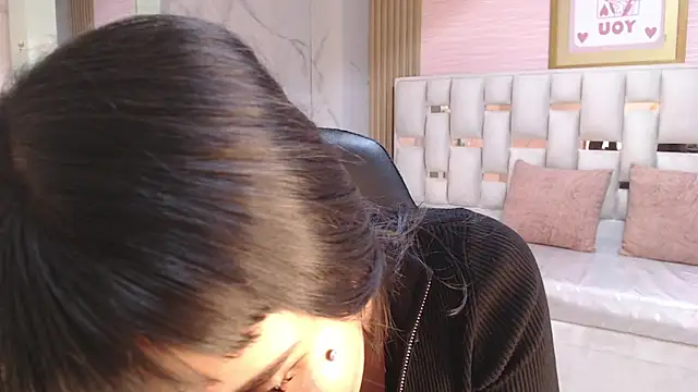 allyssa bellini s online show from 09/22/25, 08:26