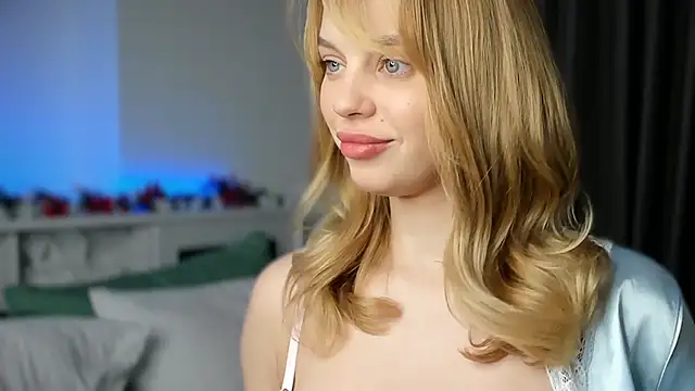 LilyFlamee online show from 01/09/26, 02:40