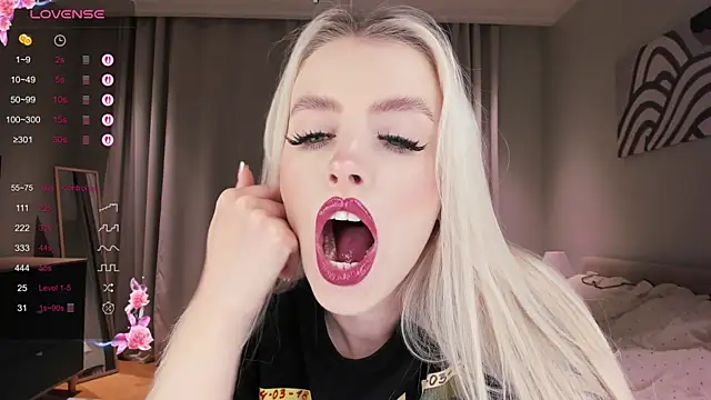 sashaloveyou online show from 11/23/25, 12:20