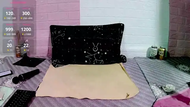 Snapshot of Angel_Jakes chatting on 10/19/25, 11:29 Angel Jakes online show from 10/19/25, 11:29