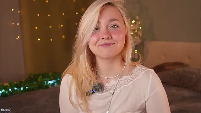 Snapshot of AccaCroyle chatting on 12/02/25, 08:43 AccaCroyle online show from 12/02/25, 08:43