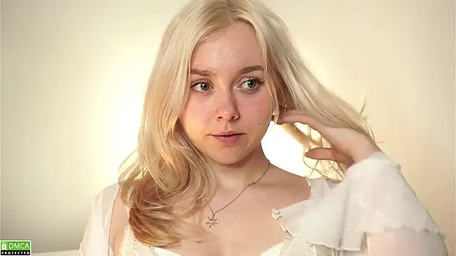 Snapshot of AccaCroyle chatting on 11/09/25, 08:57 AccaCroyle online show from 11/09/25, 08:57