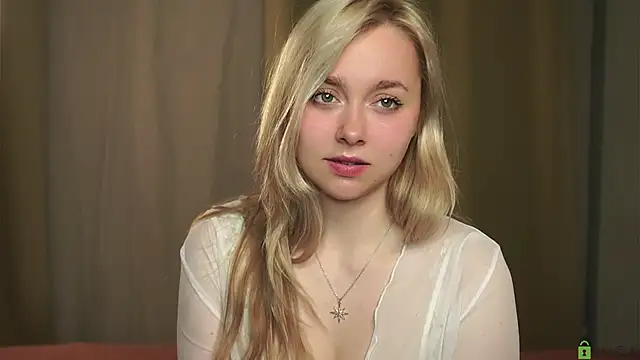 Snapshot of AccaCroyle chatting on 10/02/25, 08:23 AccaCroyle online show from 10/02/25, 08:23