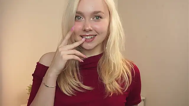 Snapshot of AccaCroyle chatting on 11/20/25, 09:04 AccaCroyle online show from 11/20/25, 09:04