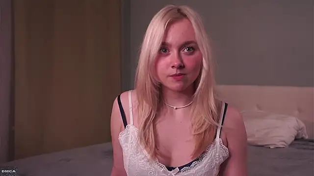 Snapshot of AccaCroyle chatting on 11/27/25, 08:20 AccaCroyle online show from 11/27/25, 08:20