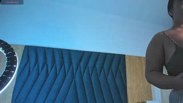 Samy Grey01 online show from 12/05/25, 04:11