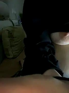 missevacrystal online show from 11/23/25, 08:52